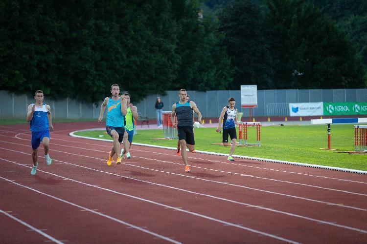 01689105835BPu-fm8635.jpg-atletskimiting-nm.si