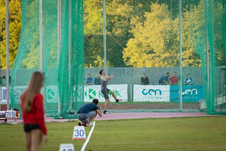 101657757230BPu-fe6436.jpg-atletskimiting-nm.si