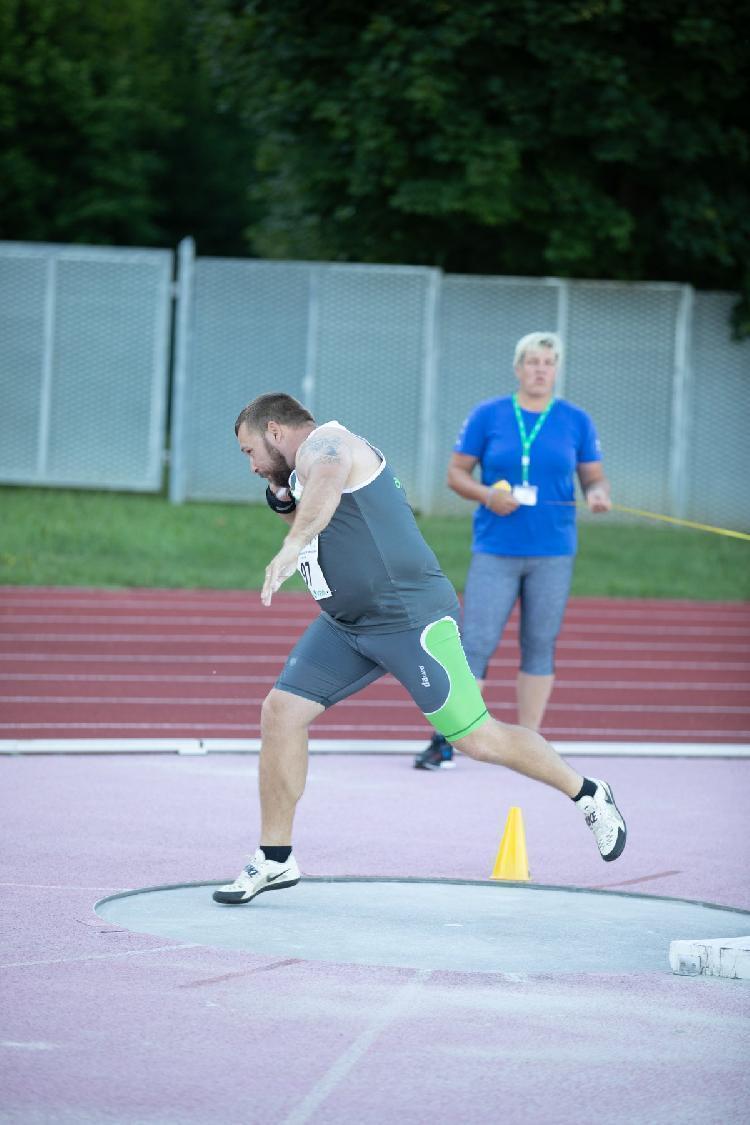 111657756958BPu-fe6071.jpg-atletskimiting-nm.si