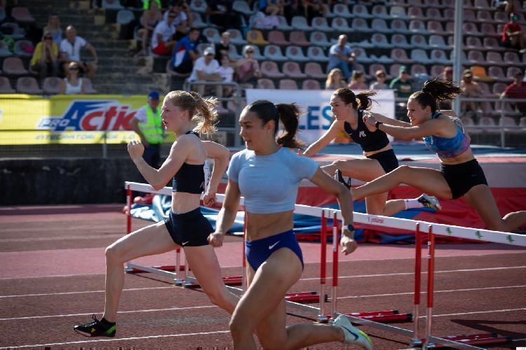 111688893352BPu-fm7032.jpg-atletskimiting-nm.si