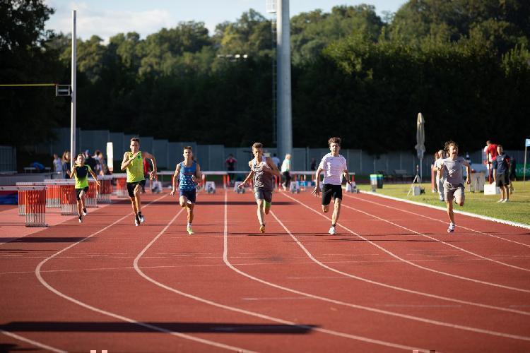 11657756683BPu-fe5644.jpg-atletskimiting-nm.si