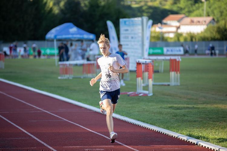 11657756891BPu-fe5907.jpg-atletskimiting-nm.si