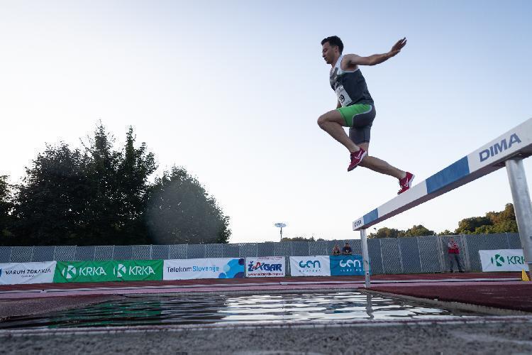 11689101329BPu-fm8466.jpg-atletskimiting-nm.si