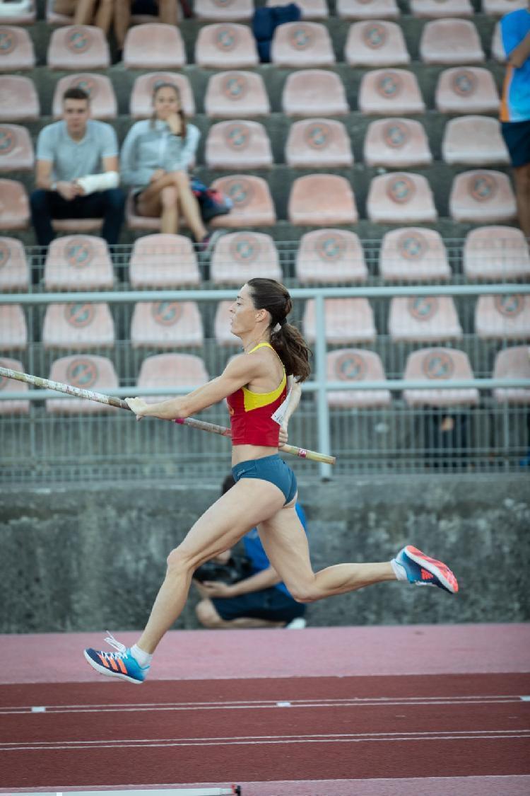 161657757335BPu-fe6749.jpg-atletskimiting-nm.si