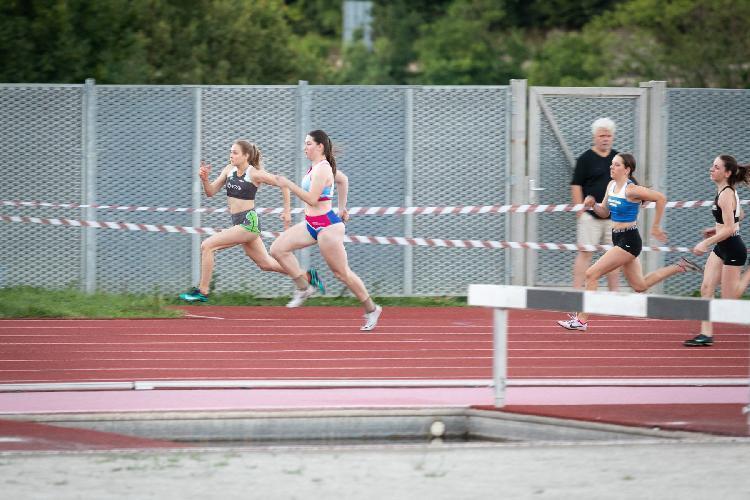 161657757379BPu-fe6960.jpg-atletskimiting-nm.si