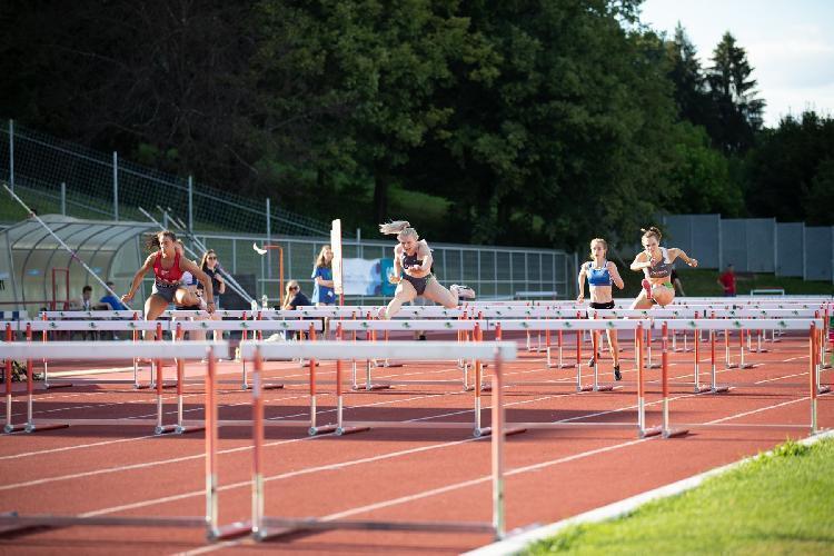 171657756683BPu-fe5706.jpg-atletskimiting-nm.si