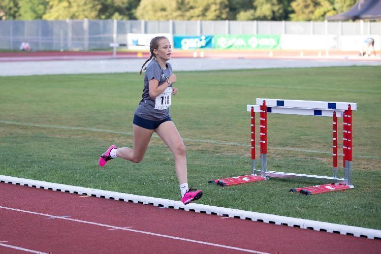 191657756787BPu-fe5834.jpg-atletskimiting-nm.si