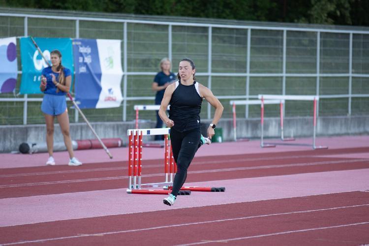 21657756891BPu-fe5915.jpg-atletskimiting-nm.si