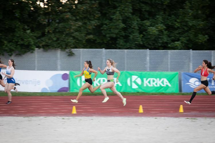 21657757411BPu-fe7002.jpg-atletskimiting-nm.si