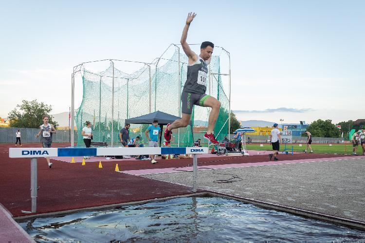 31689099816BPu-fm8399.jpg-atletskimiting-nm.si