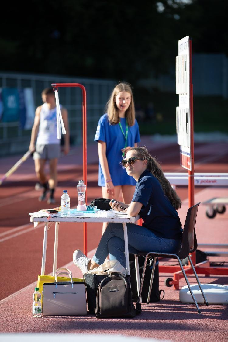 81657756626BPu-fe5572.jpg-atletskimiting-nm.si