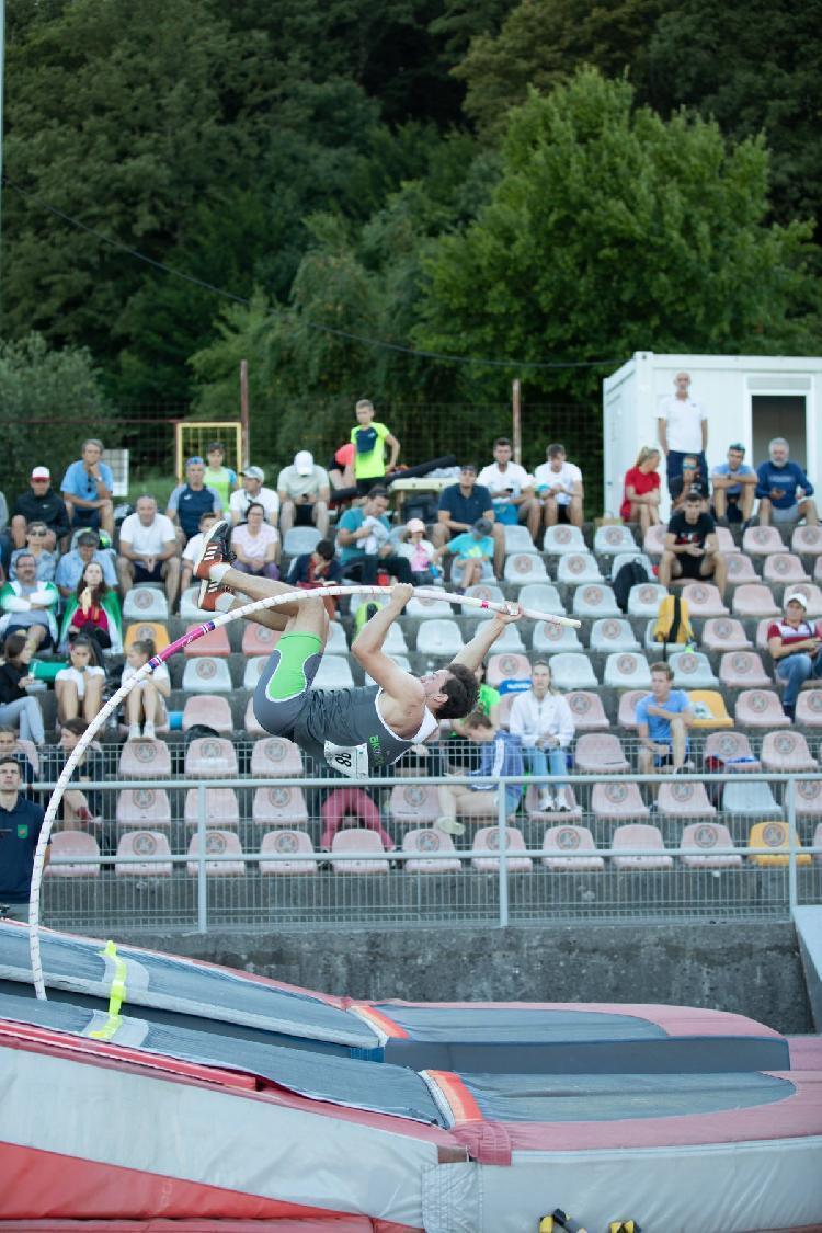 91657756847BPu-fe5871.jpg-atletskimiting-nm.si