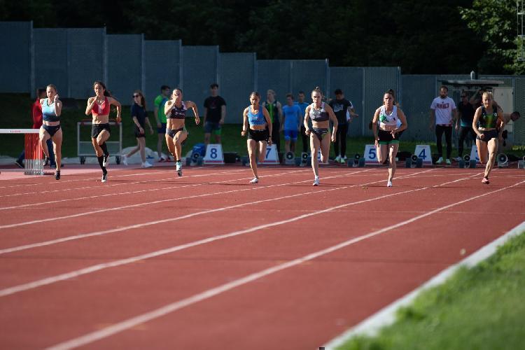 BPu-fe5313.jpg-atletskimiting-nm.si