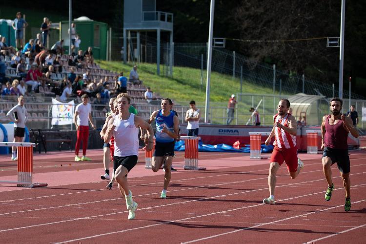 BPu-fe5370.jpg-atletskimiting-nm.si